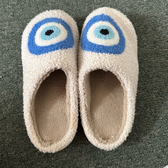 Evil Eye Slippers - Picture 2 of 6
